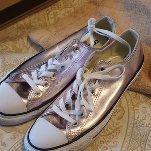 Brand new converse sz 10 women